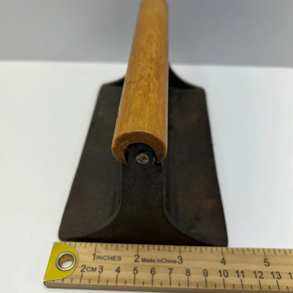 Bacon Press Cast Iron Embossed Pig Vines Design Wood‎ Handle Vintage Heavy Duy